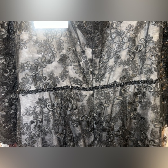 Max Duggal 11324 NWT EMBROIDERED LACE PUFF SLEEVE WRAP OVER GOWN - Picture 9 of 12